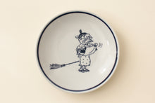 画像をギャラリービューアに読み込む, いじわるばあさん 豆皿 ほうき