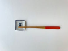 画像をギャラリービューアに読み込む, 箸置き小皿 イヌ 昼寝